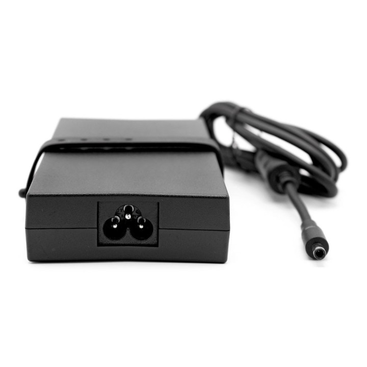 شارژر لپ‌تاپ دل 9560 (XPS 15)