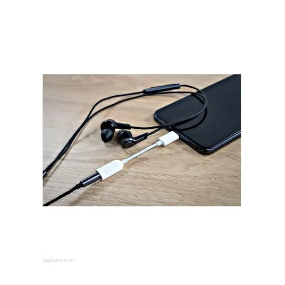 تبدیل Type-c به AUX رویال ( RAC-115 ) تبدیل Type-c به AUX رویال ( RAC-115 )