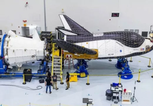 «ناسا تضمین حمل محموله به ایستگاه فضایی بین‌المللی (ISS) را لغو کرد و همین موضوع شرکت Sierra Space را مجبور به تغییر مسیر (pivot) کرد.»